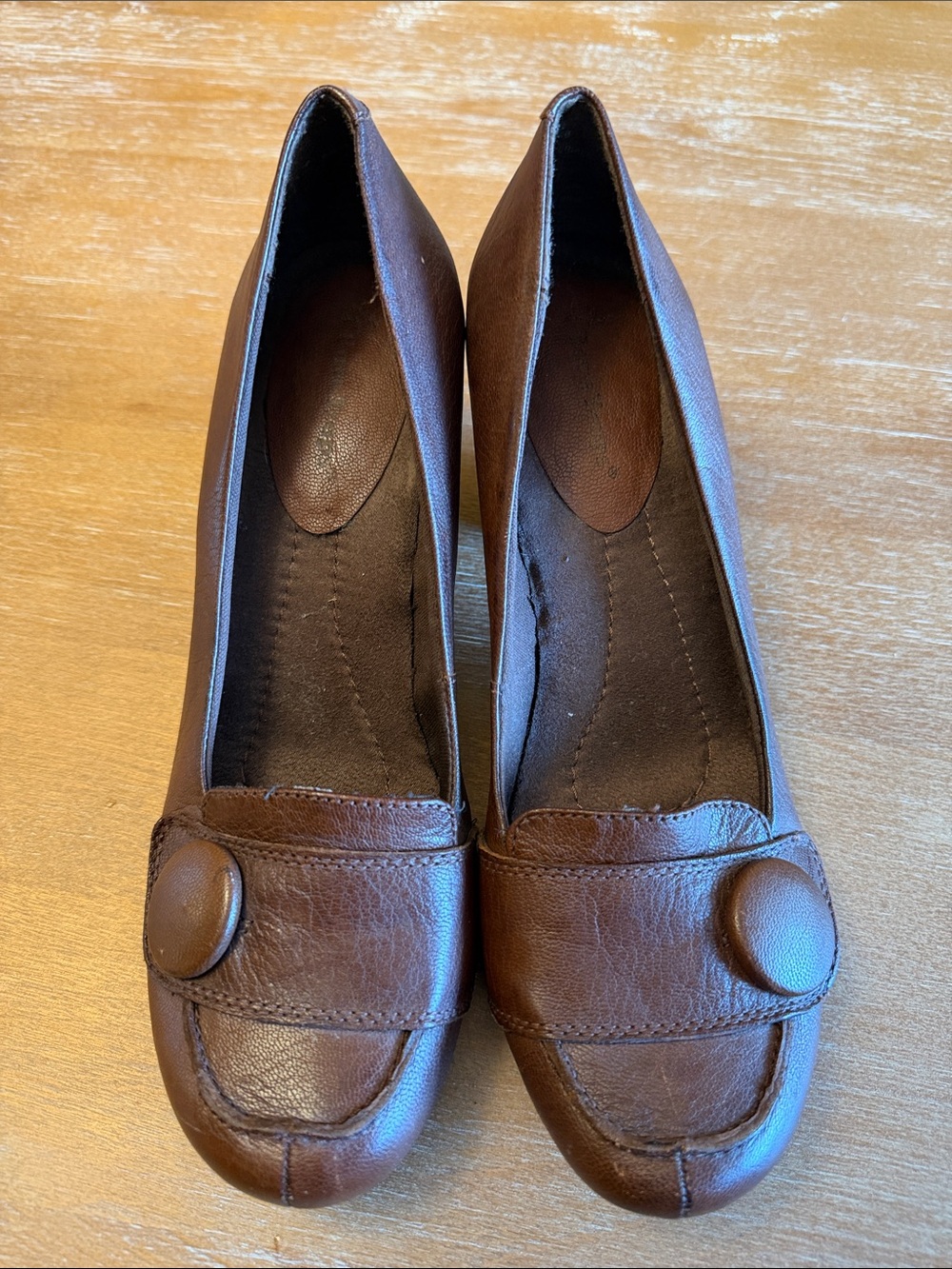 Women's Brown Leather Button Loafers